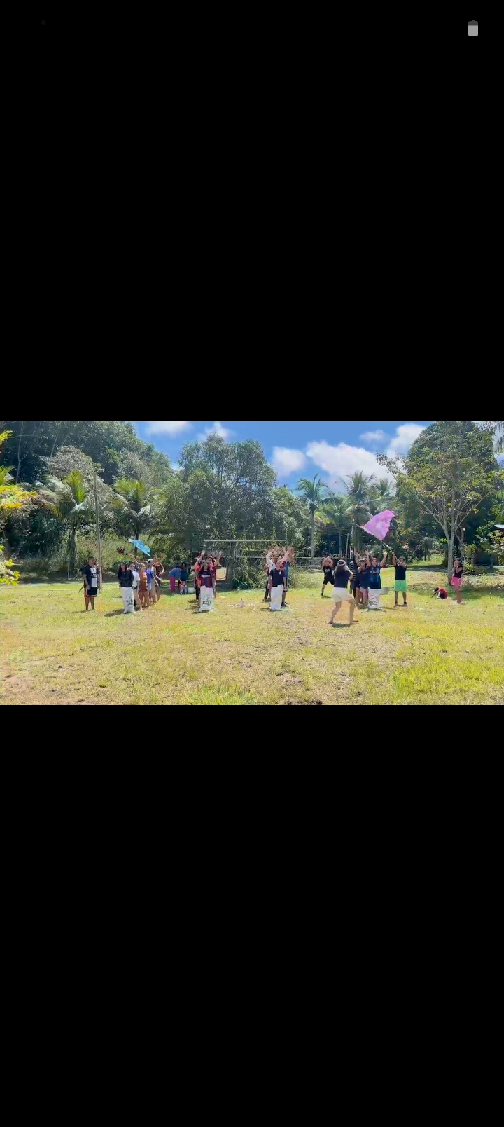 Louvor e celebração no acamp