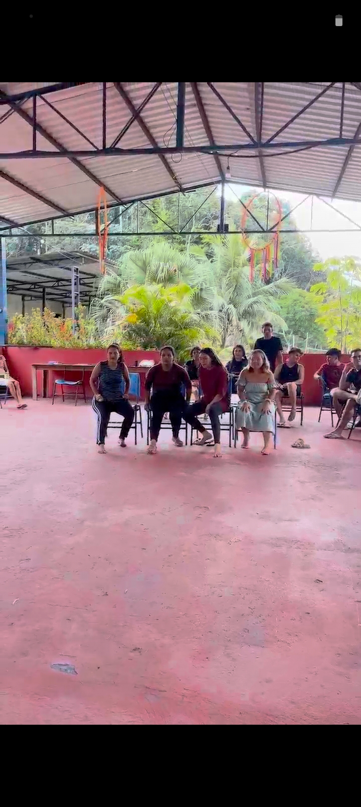 Dinâmica em grupo no acamp